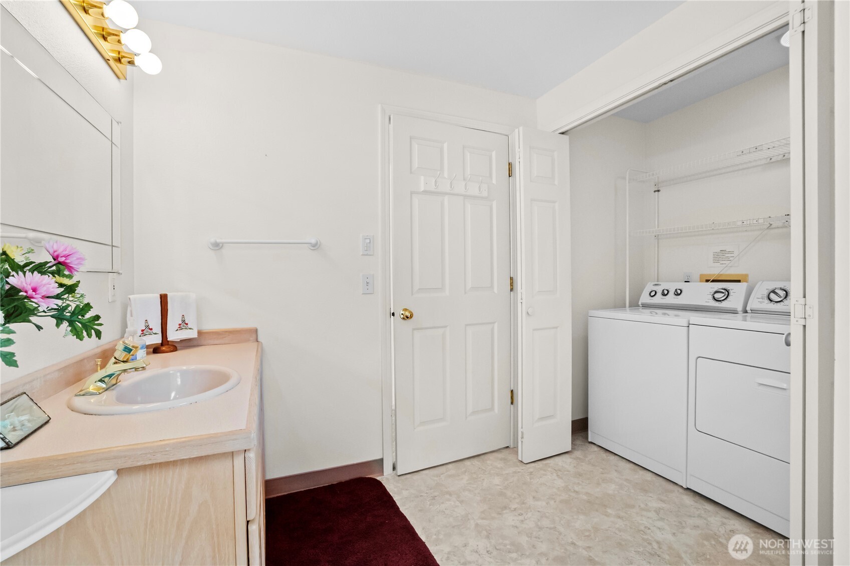 33406 H Place Property Photo 12