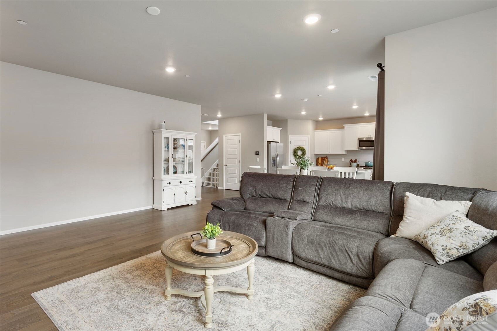 1328 Baker Heights Loop Property Photo 10