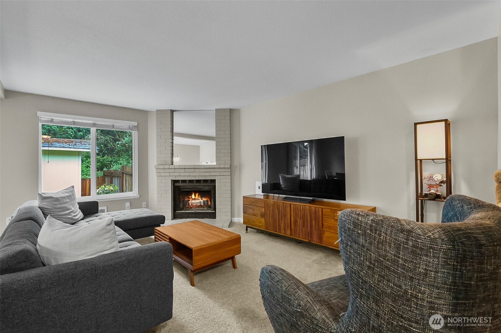 2114 186th Place Property Photo 3