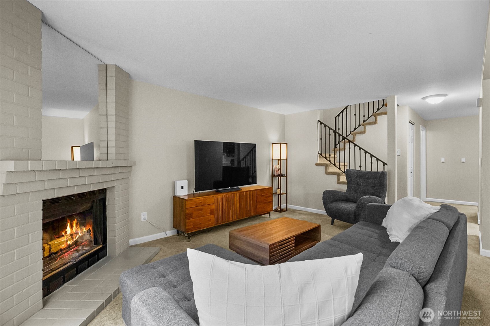 2114 186th Place Property Photo 5