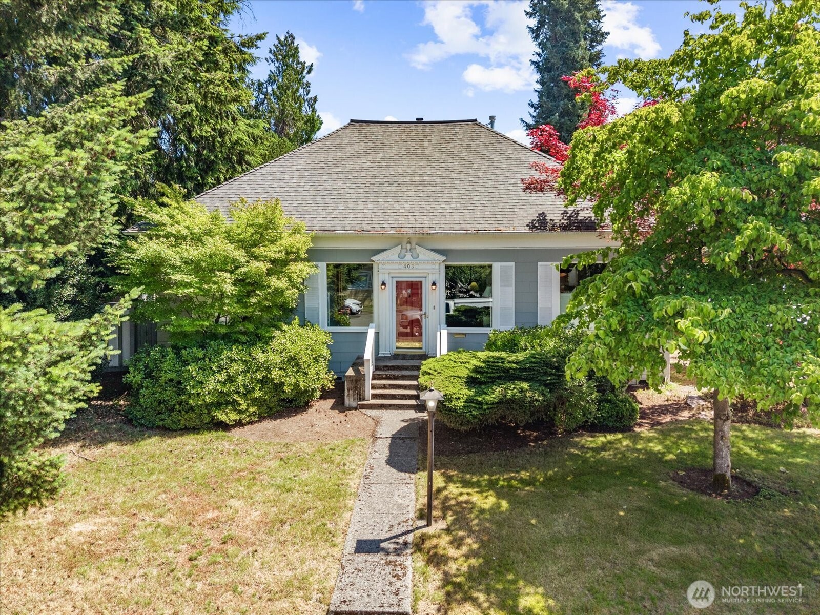 403 N Macleod Avenue Property Photo 2