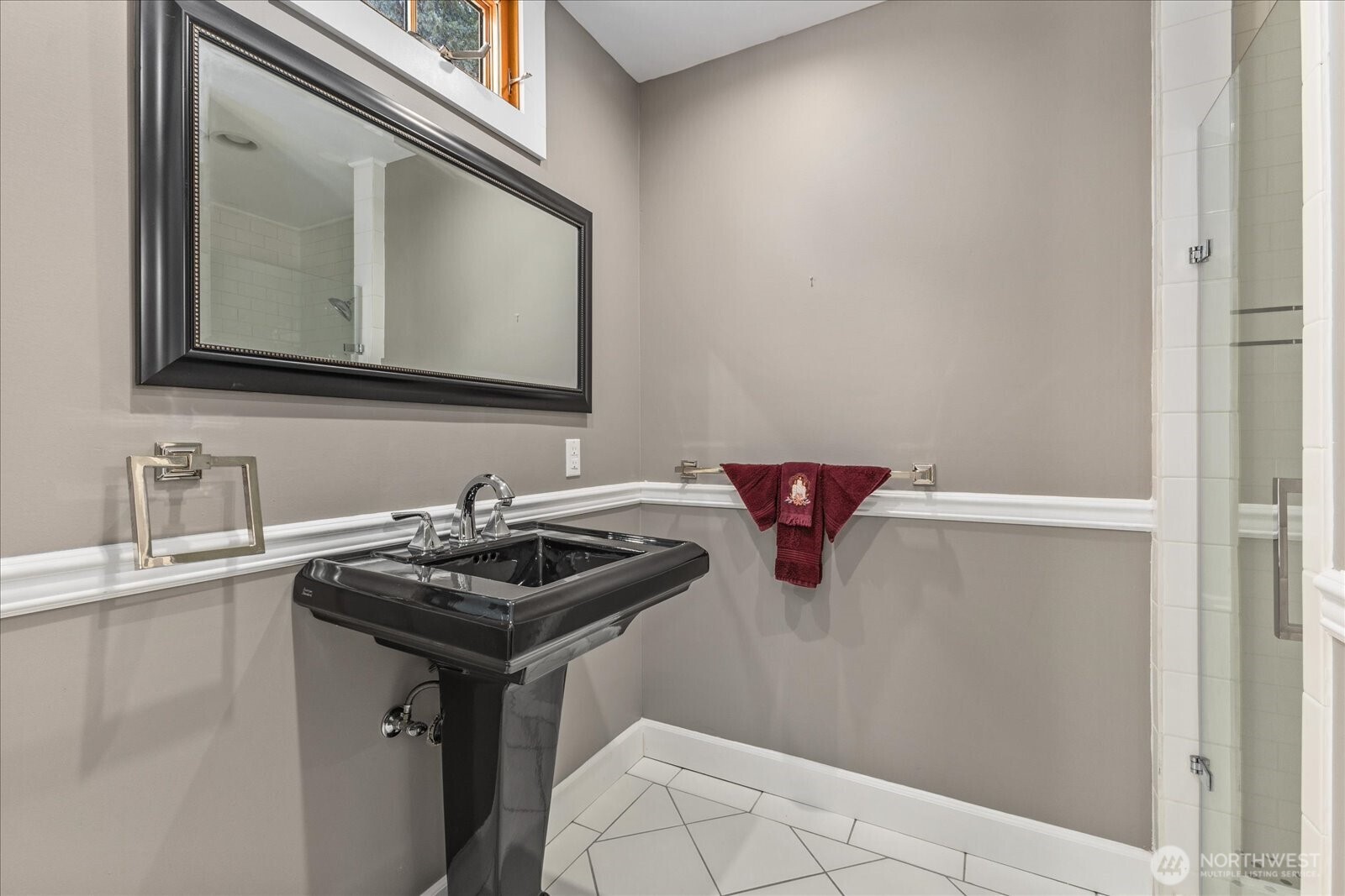 403 N Macleod Avenue Property Photo 24