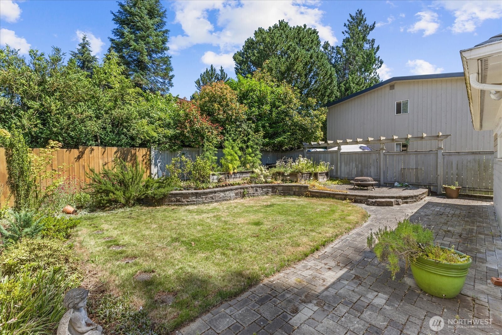 403 N Macleod Avenue Property Photo 29
