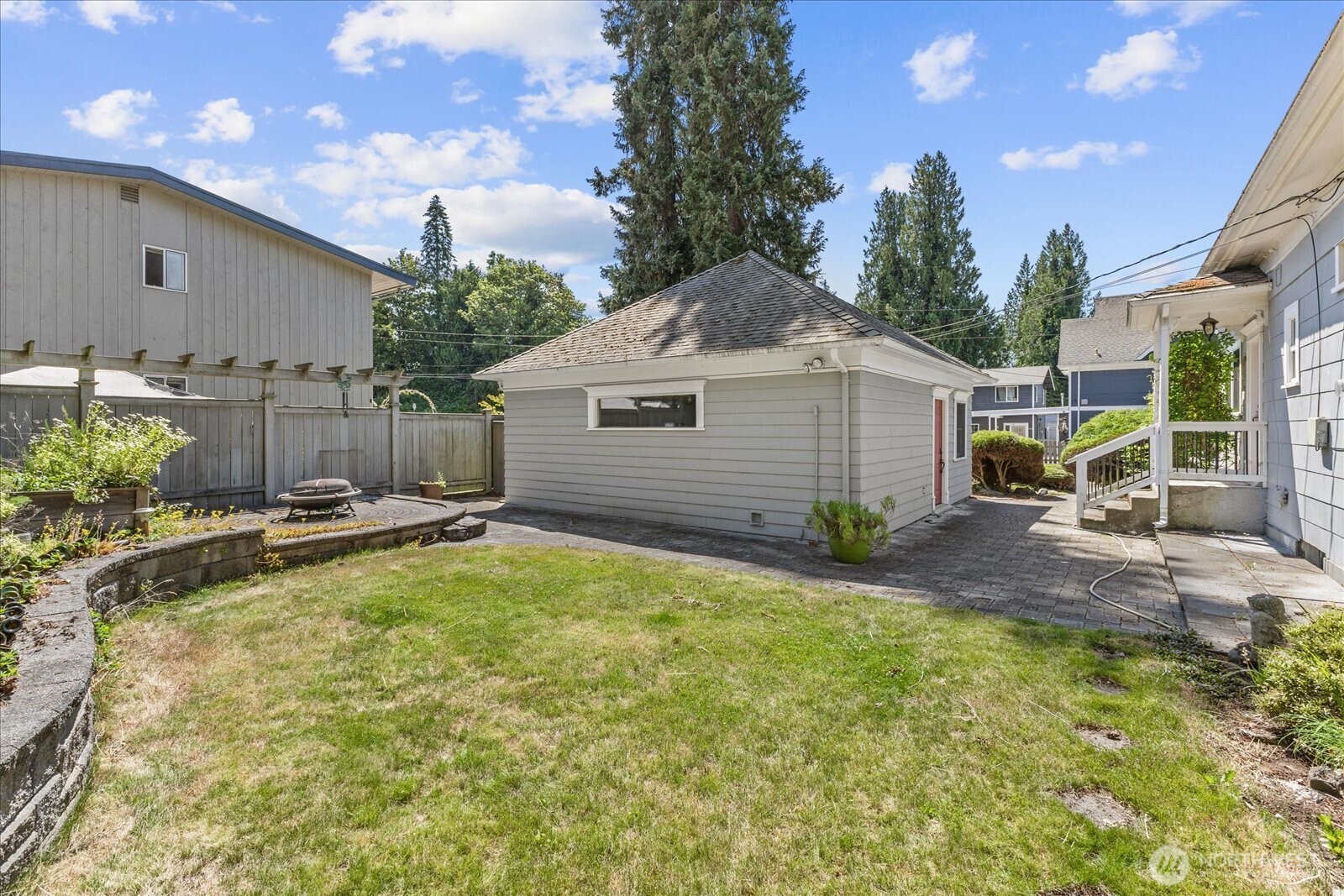 403 N Macleod Avenue Property Photo 30