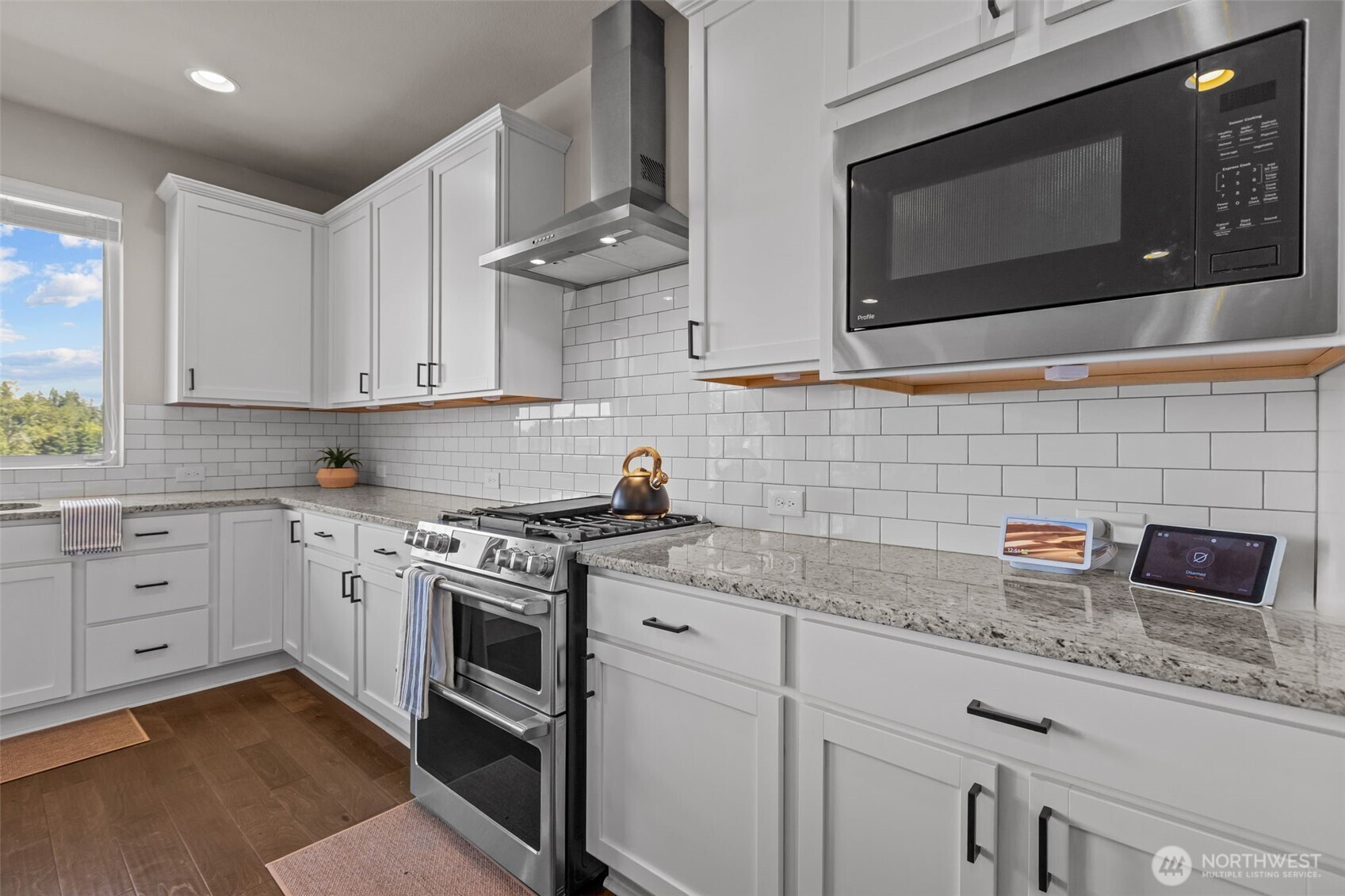 19042 123rd Avenue Property Photo 4