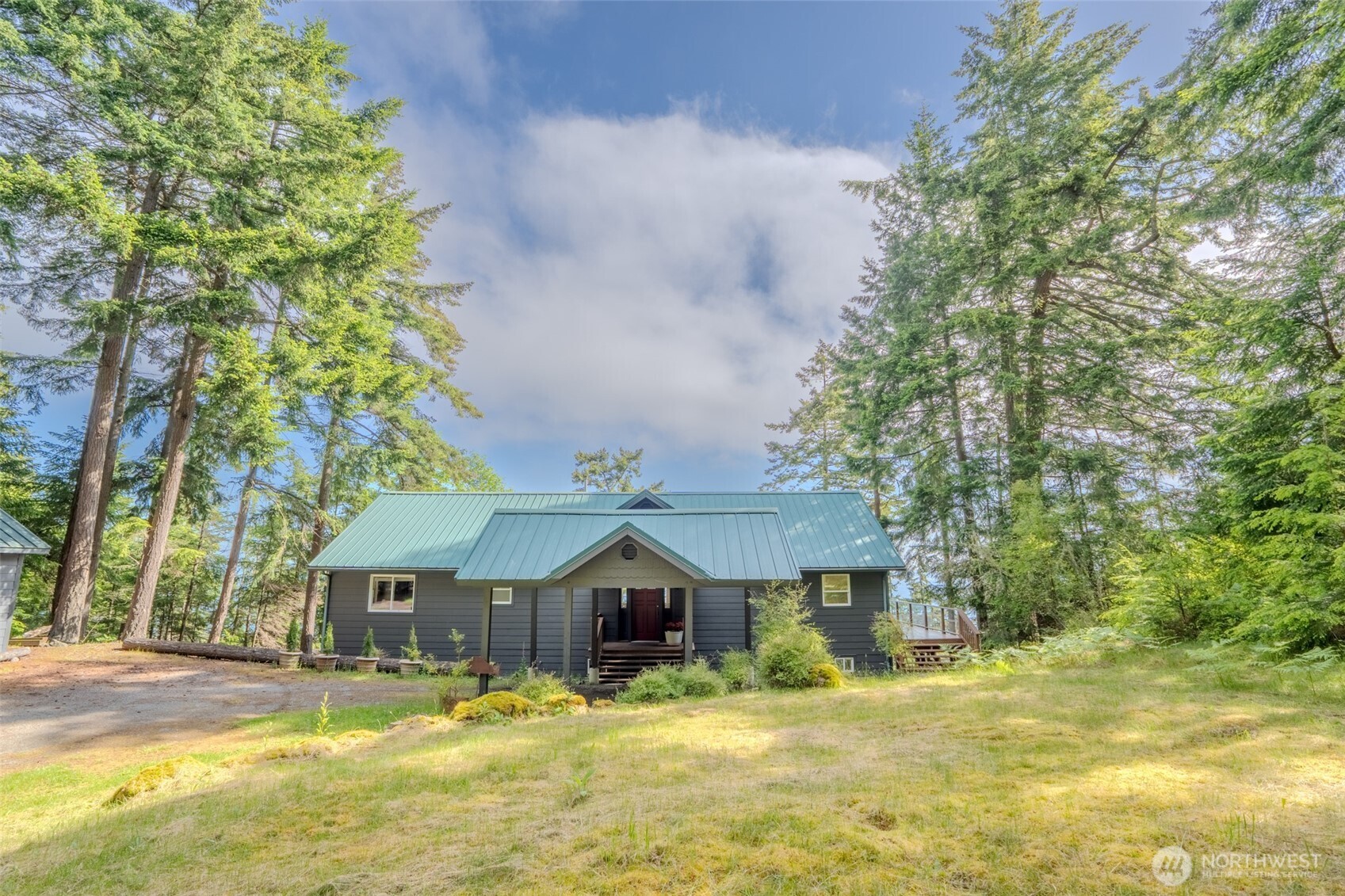 105 Windfall Lane Property Photo 4