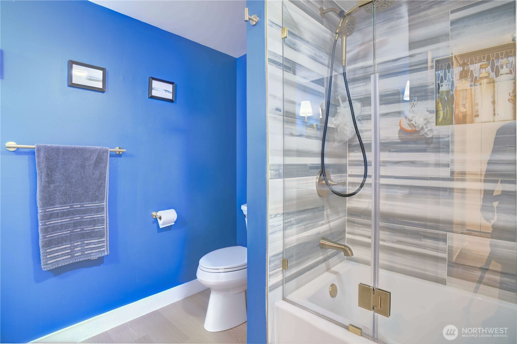 4545 Sand Point Way 302 Property Photo 14