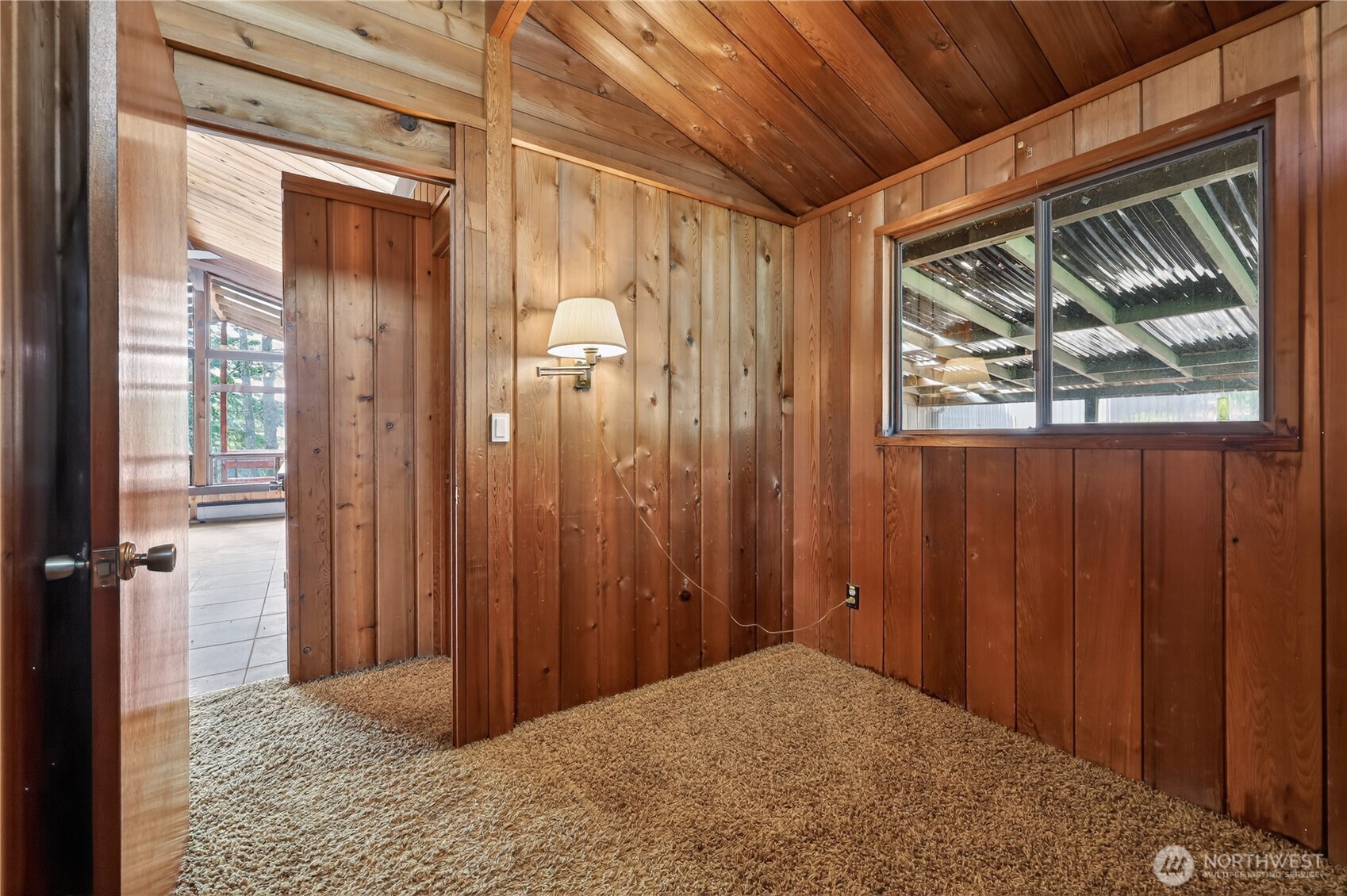 819 E Madrona Boulevard Property Photo 16