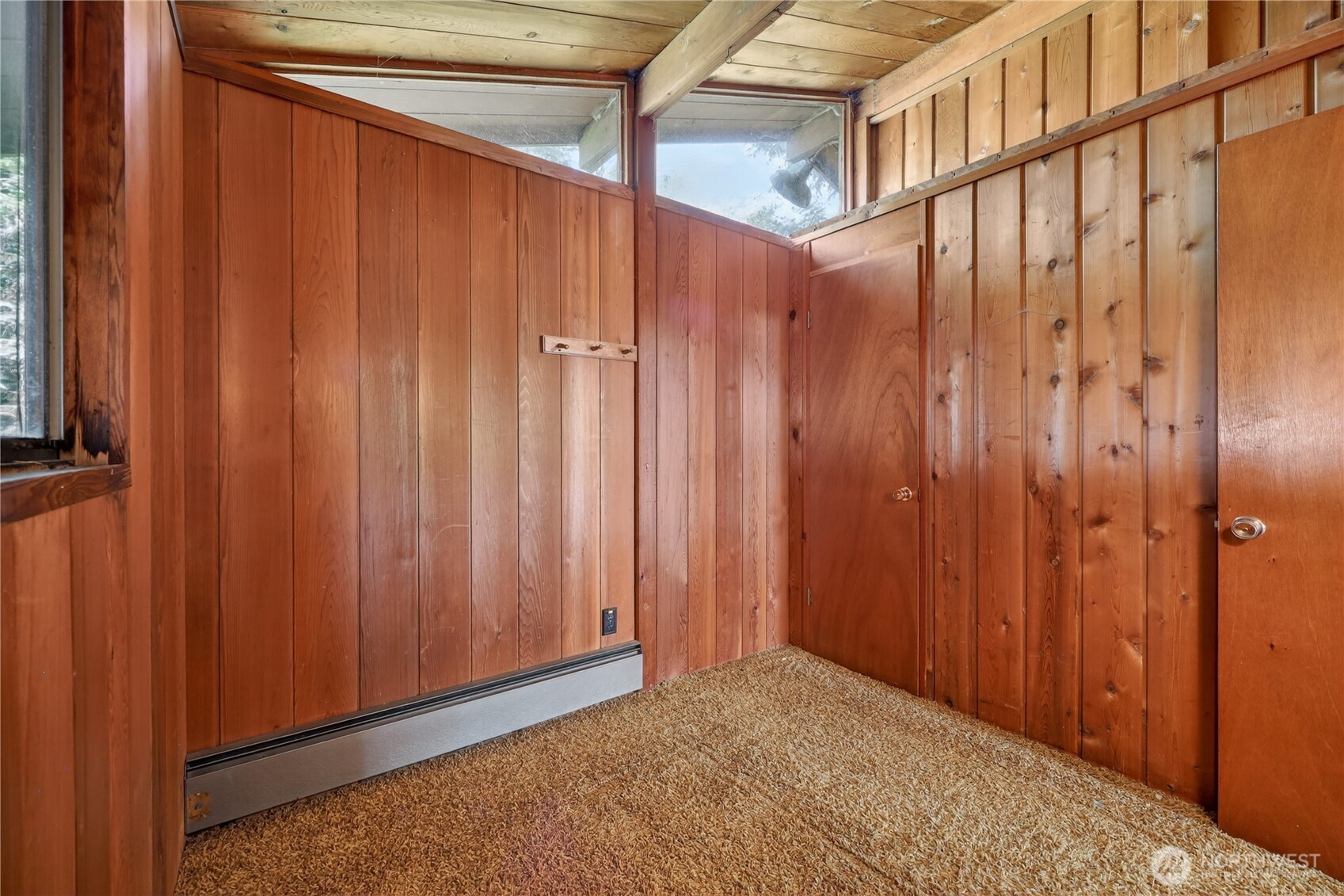 819 E Madrona Boulevard Property Photo 17