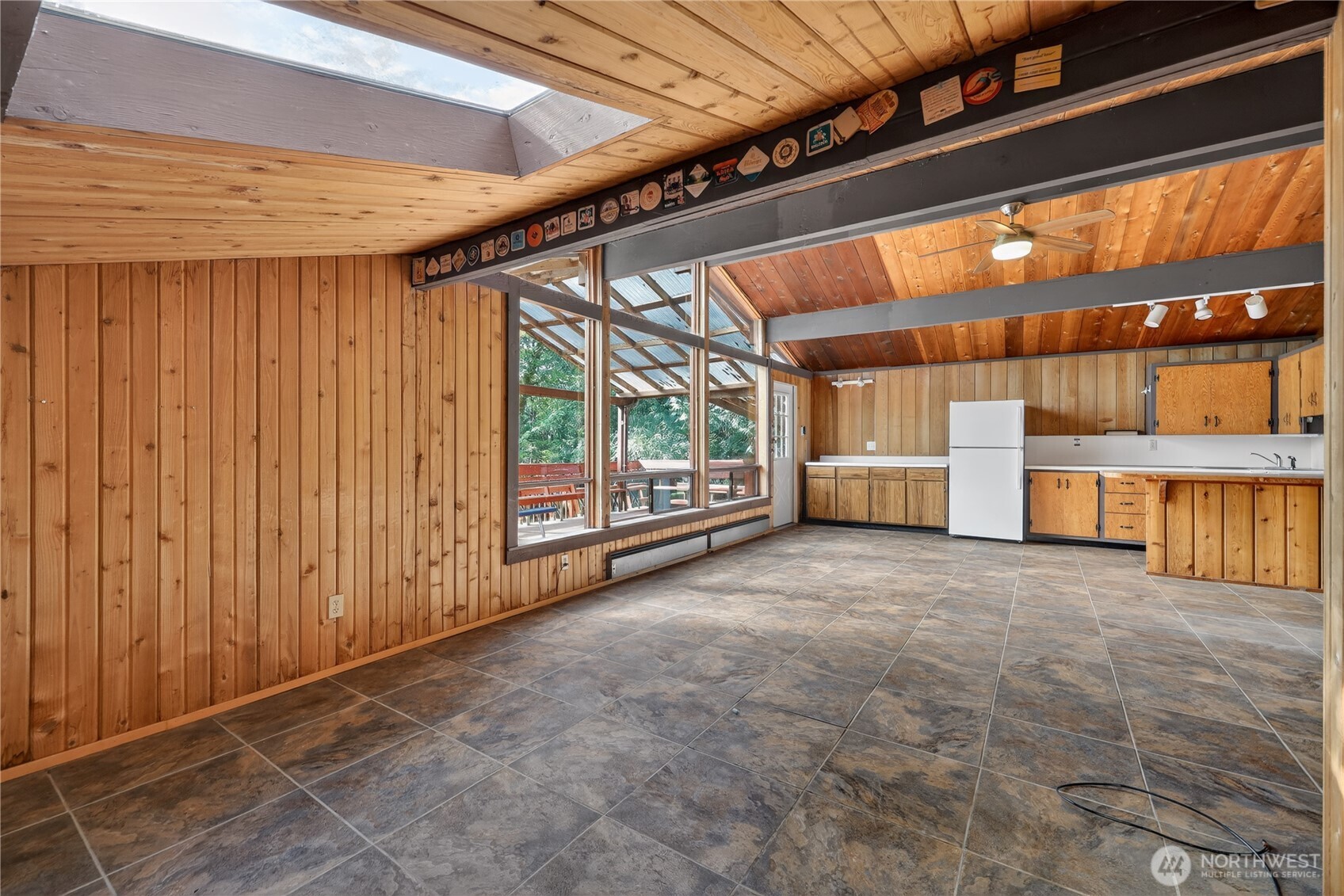 819 E Madrona Boulevard Property Photo 23