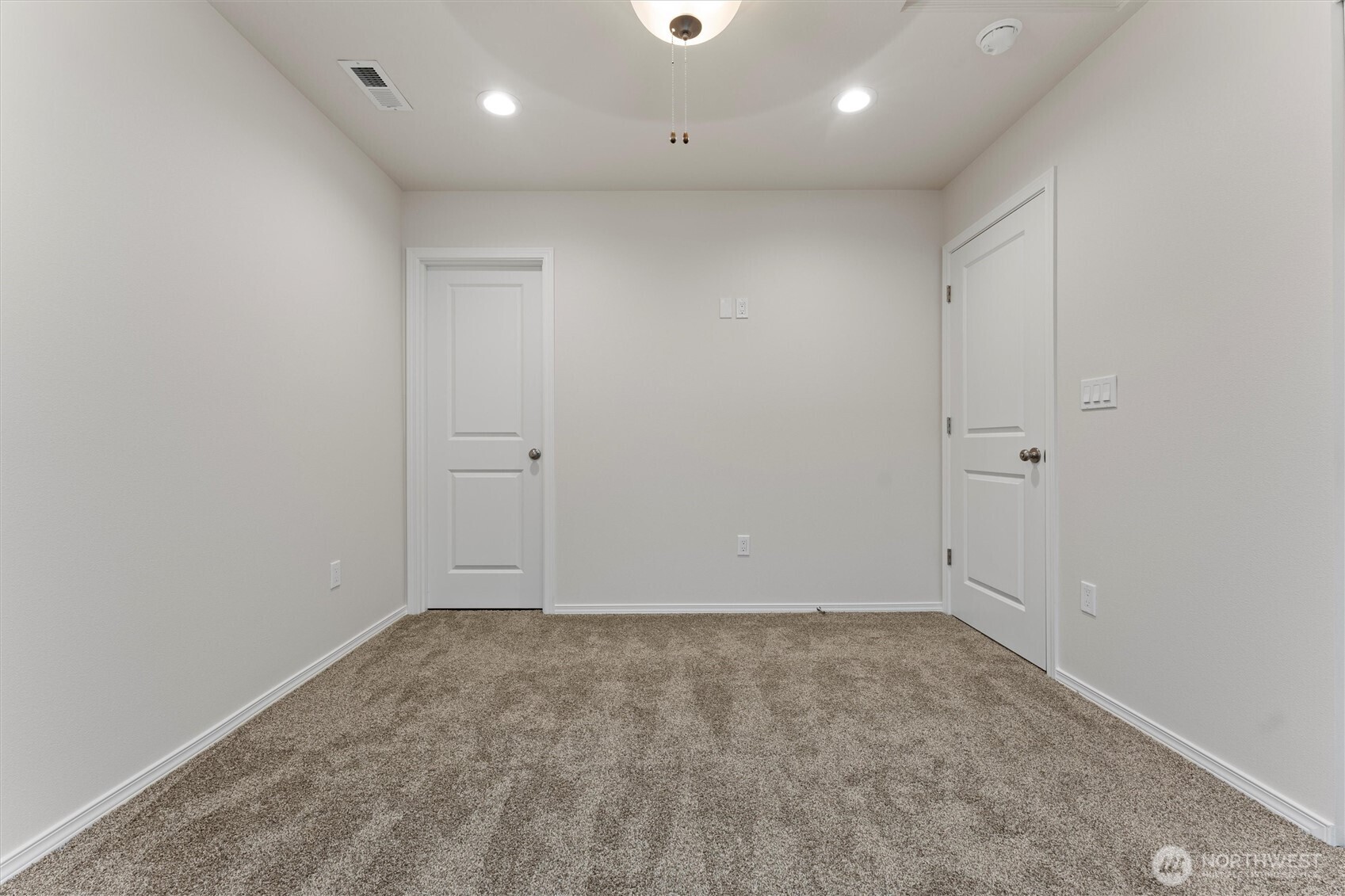 924 La Vista Drive Property Photo 12