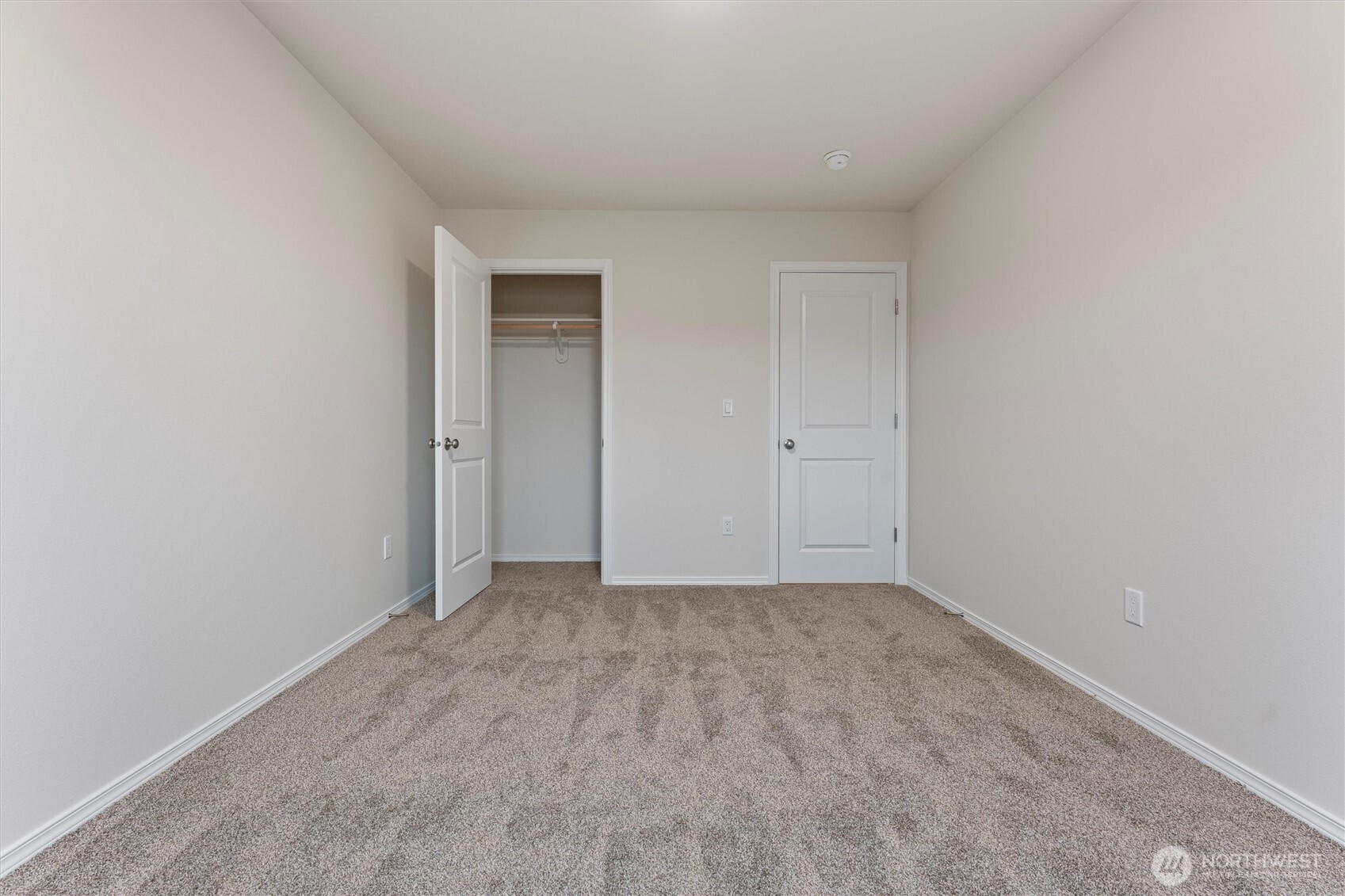 924 La Vista Drive Property Photo 13