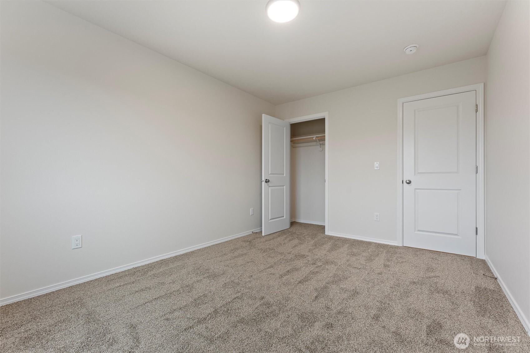 924 La Vista Drive Property Photo 14