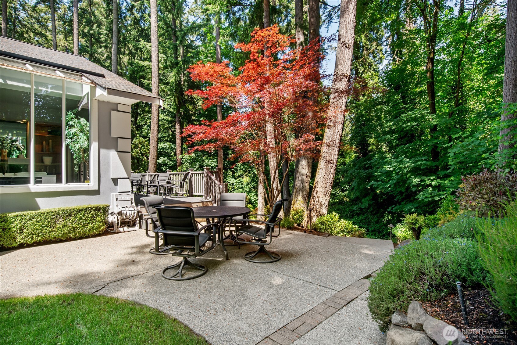 11202 Greystone Drive Property Photo 11
