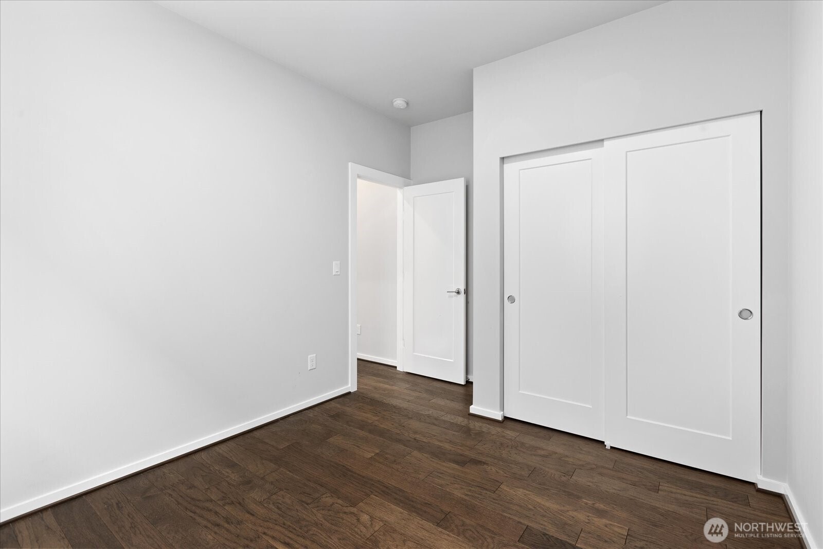 9 150th Place Property Photo 15