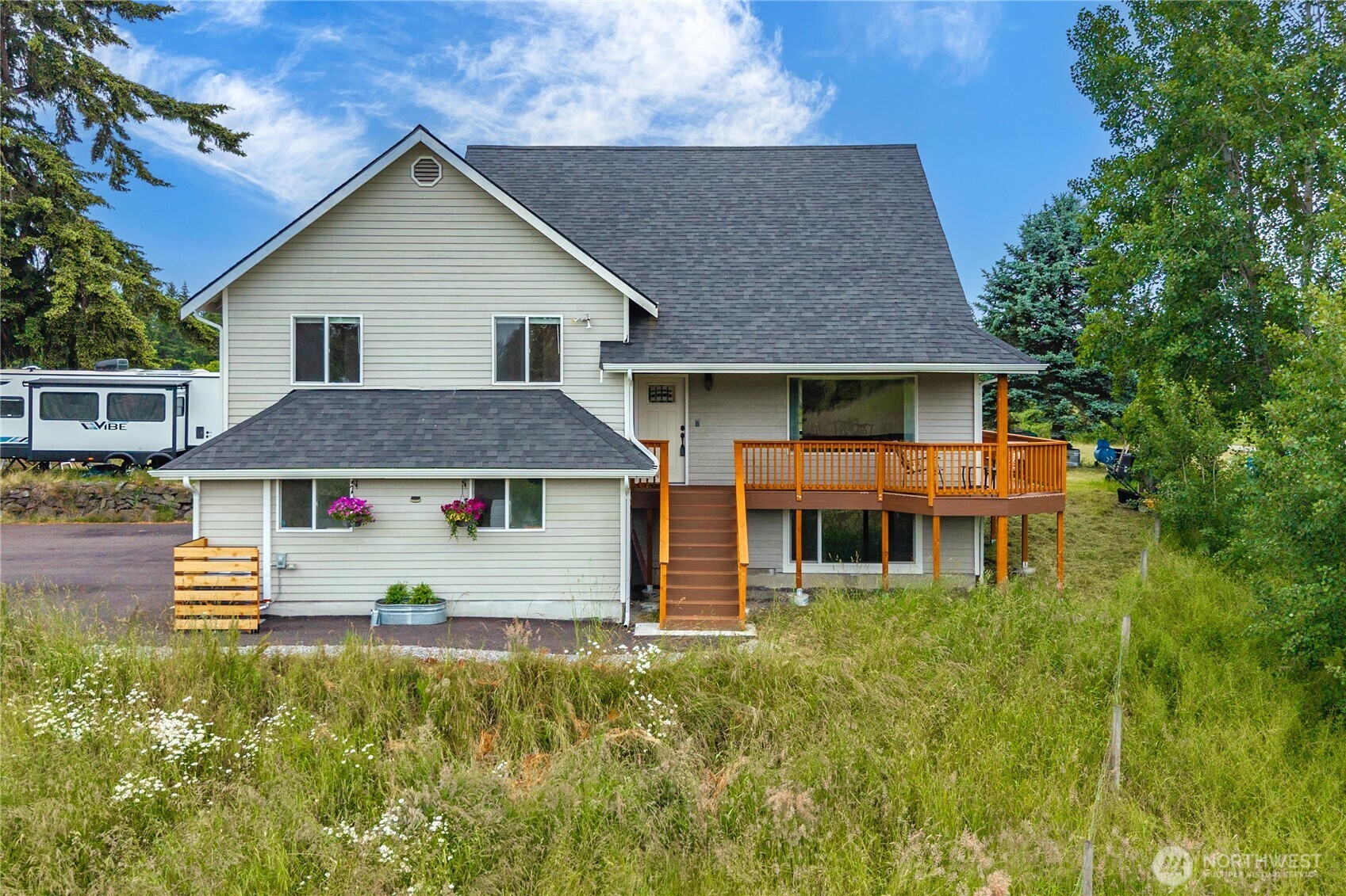 15216 140th Lane Property Photo 1