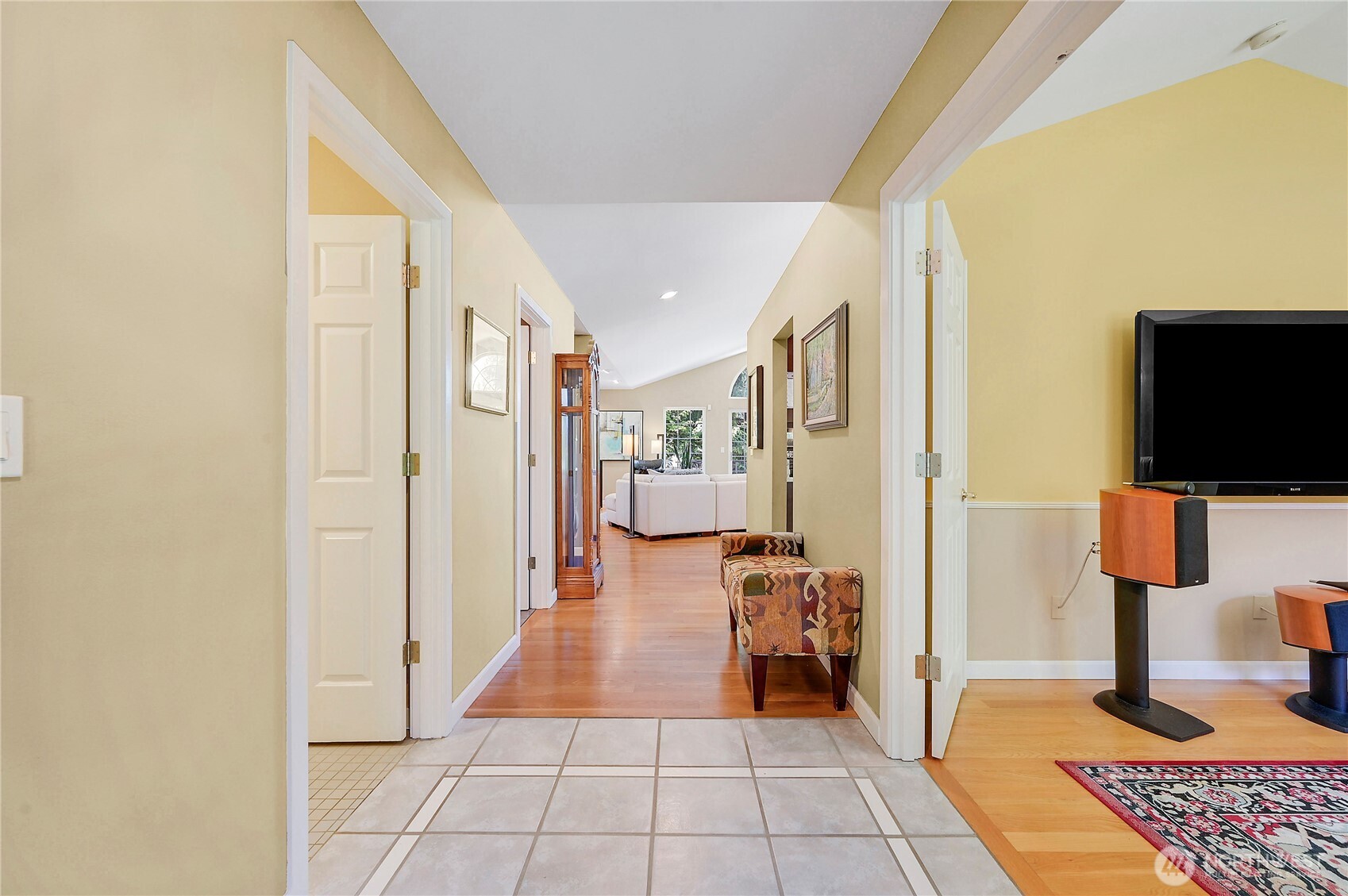 42 Twinsview Court Property Photo 6