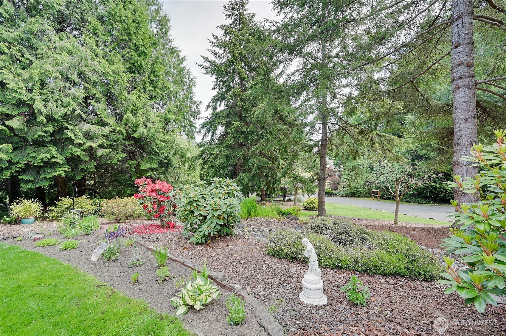 42 Twinsview Court Property Photo 34