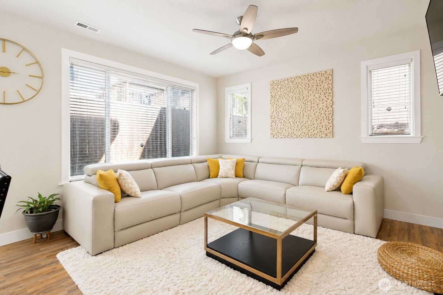 19607 25th Drive Property Photo 10