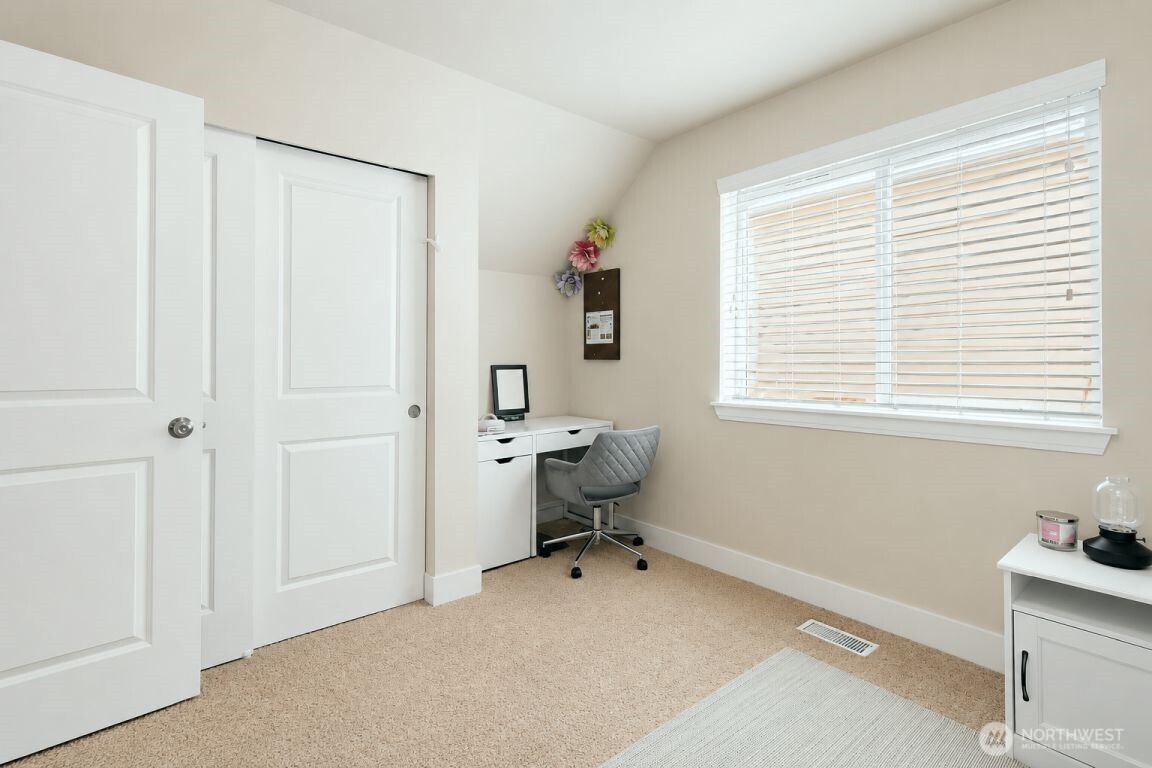 19607 25th Drive Property Photo 26