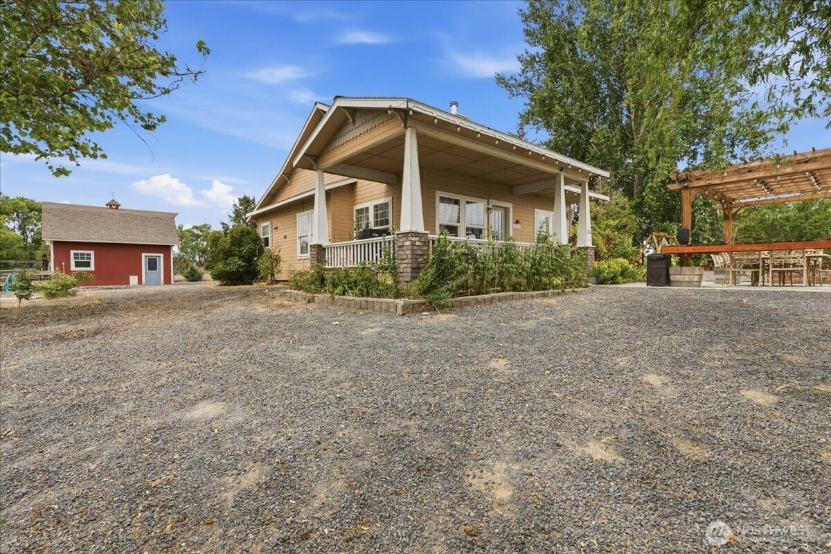 3481 Valley Road Property Photo 24