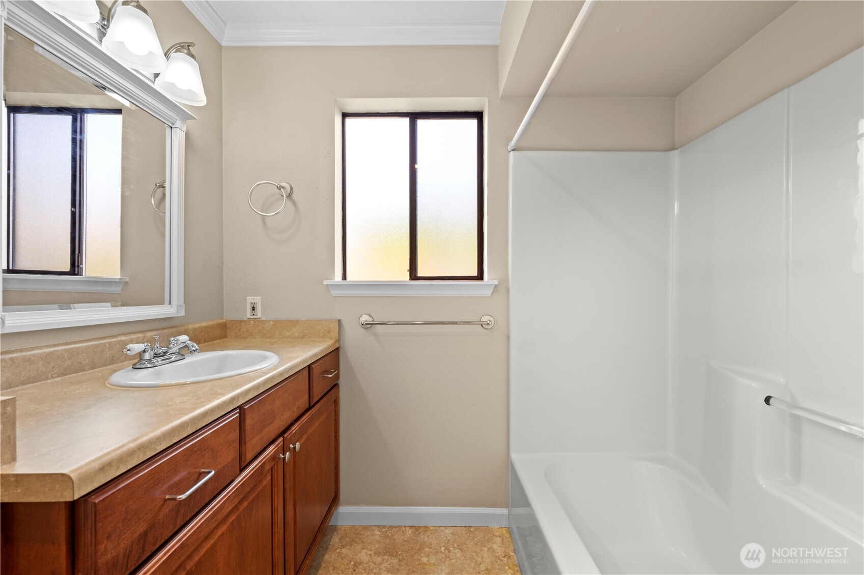1523 Sunset Place Property Photo 16