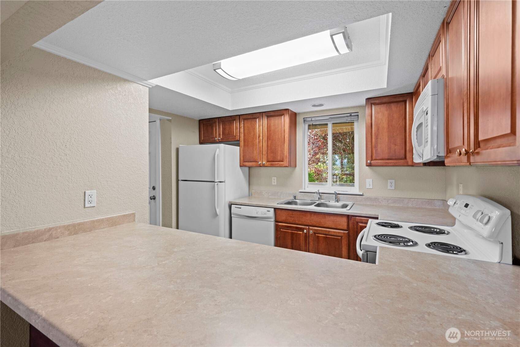1523 Sunset Place Property Photo 26