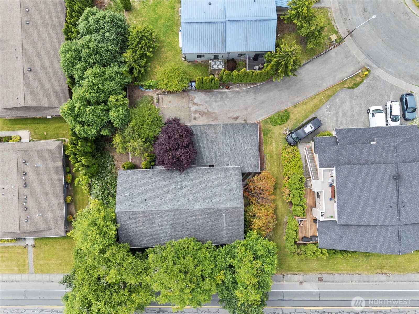 1523 Sunset Place Property Photo 36