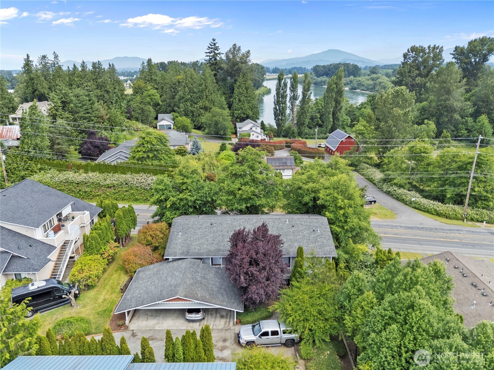 1523 Sunset Place Property Photo 37