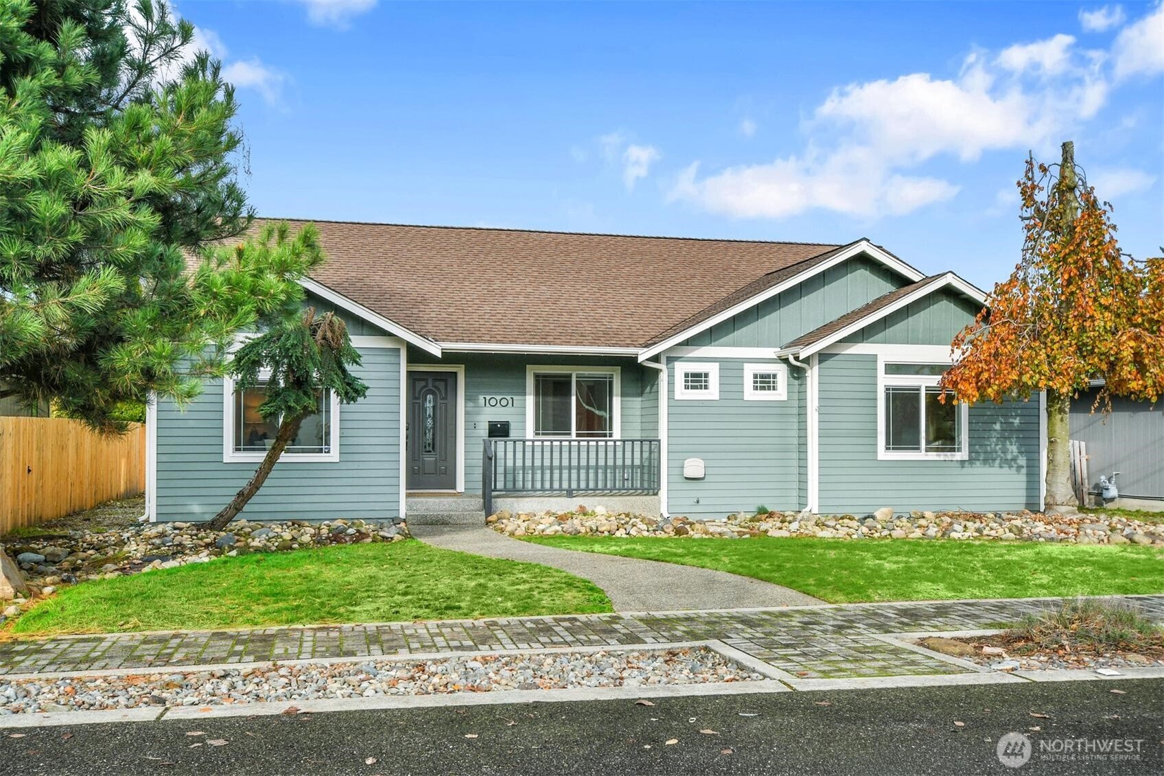 1001 8th Avenue Property Photo 2