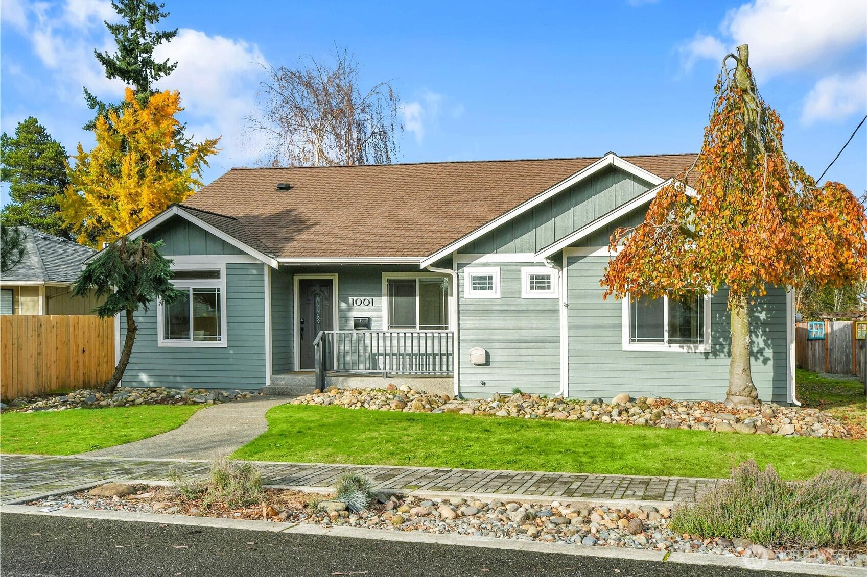 1001 8th Avenue Property Photo 3