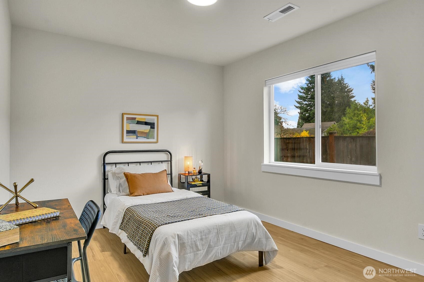 1001 8th Avenue Property Photo 17