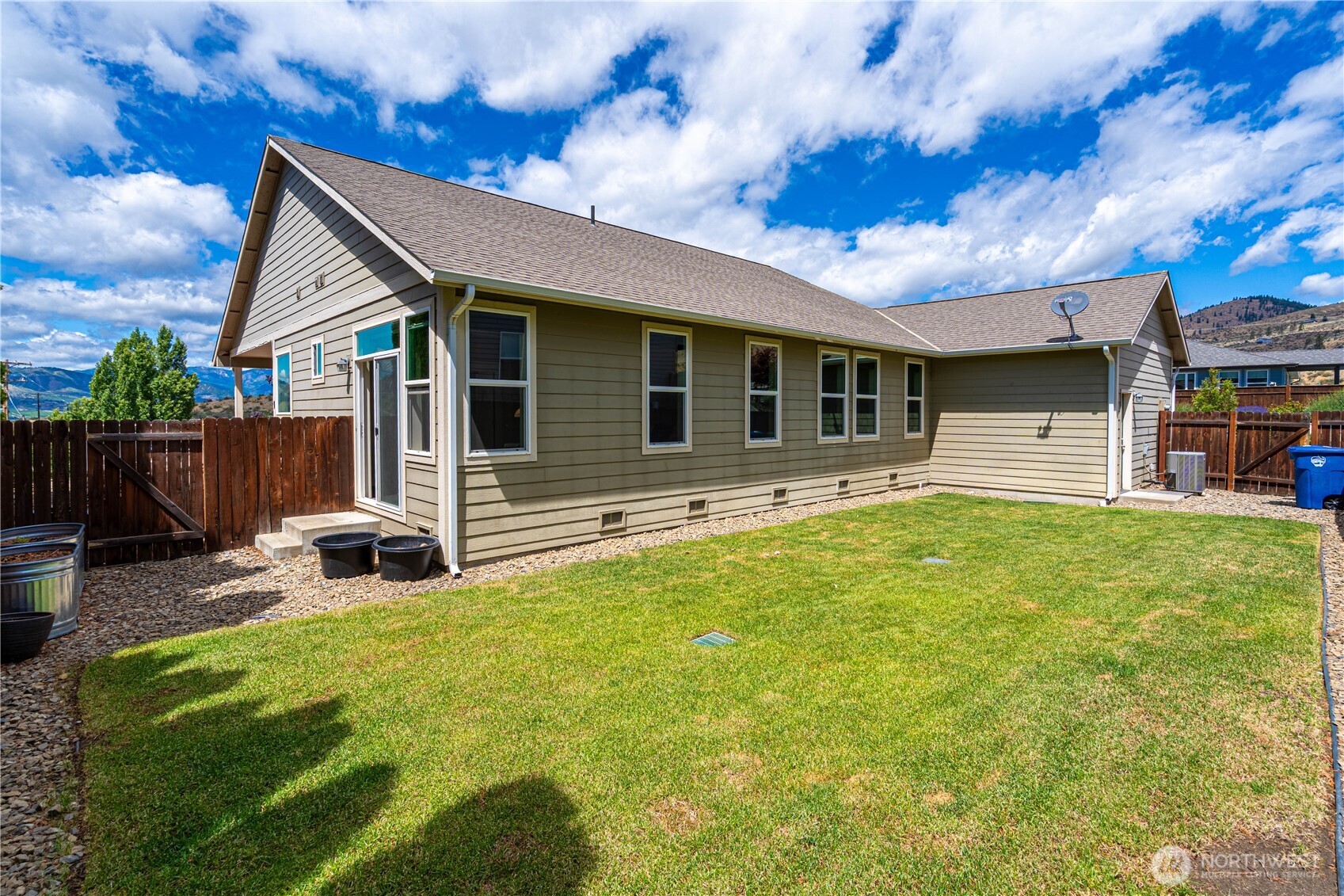 1000 Sunset Lane Property Photo 31