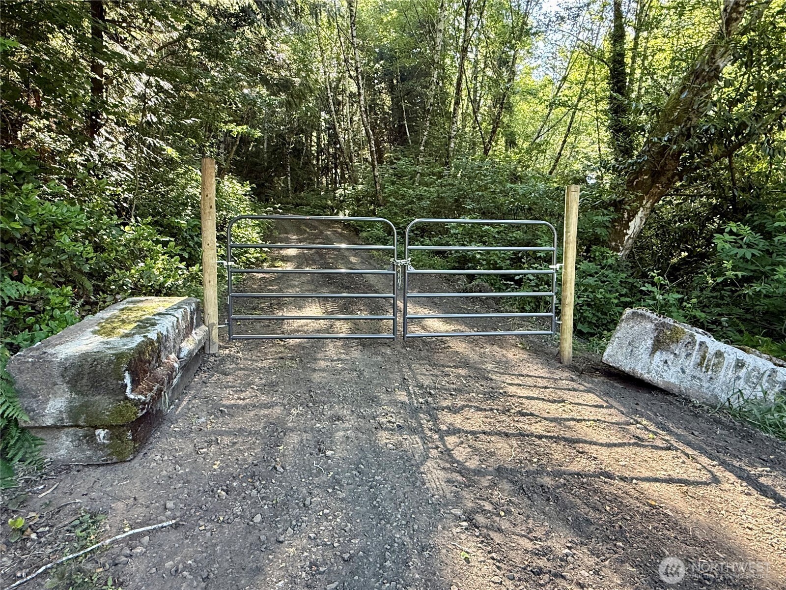90 E Wishkah Road Property Photo 14