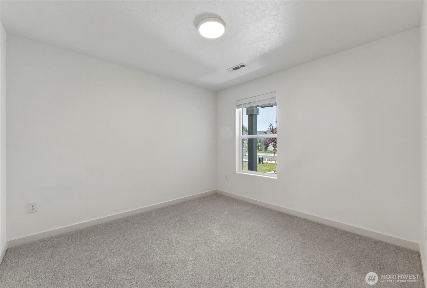 1132 Ava Street Property Photo 20