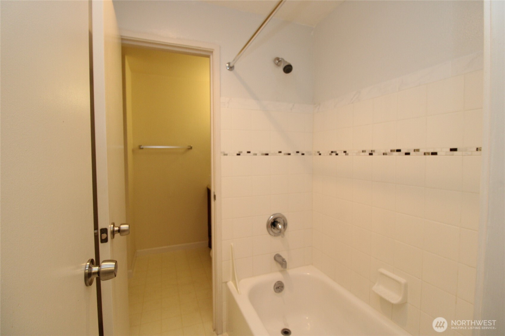 4501 Grandview Drive T304 Property Photo 14