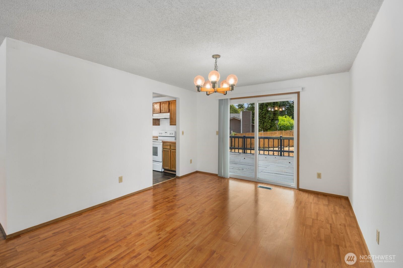 31721 4th Avenue Property Photo 10