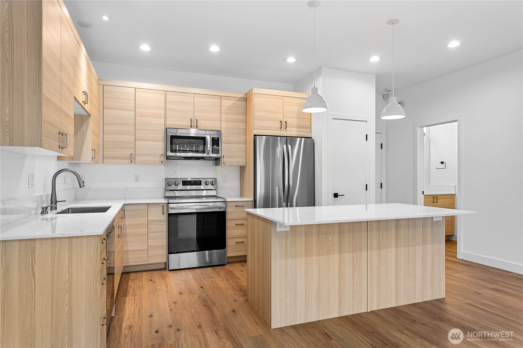4121 Deemer Road Property Photo 6