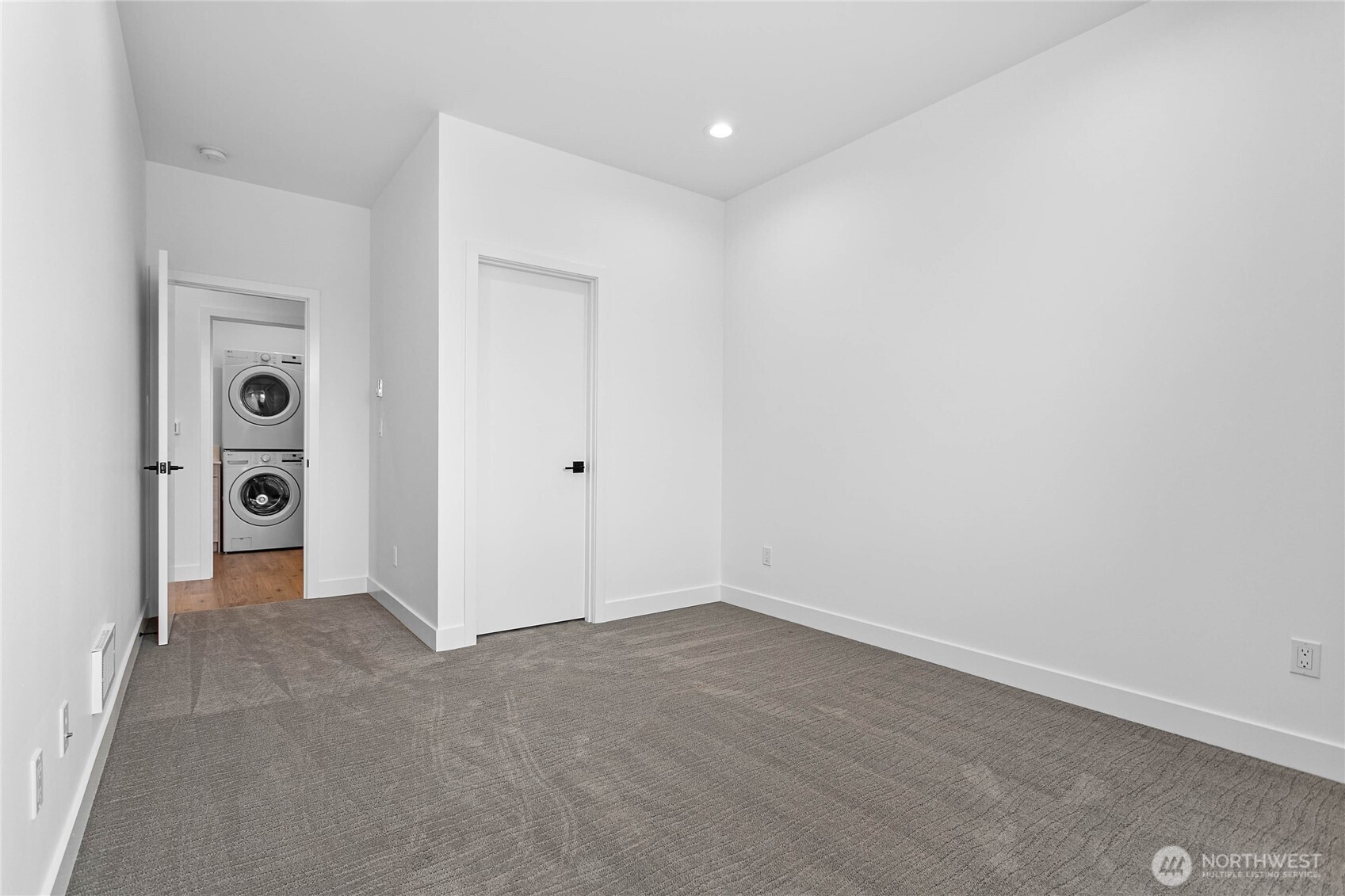 4121 Deemer Road Property Photo 28