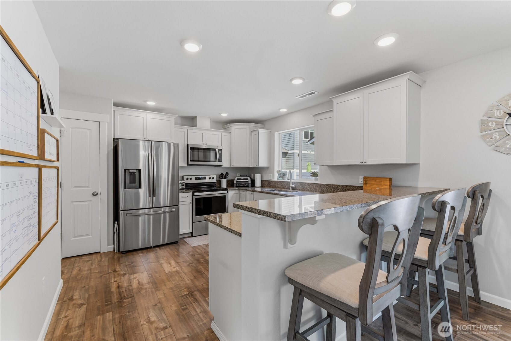 410 Riverside Meadow Property Photo 13