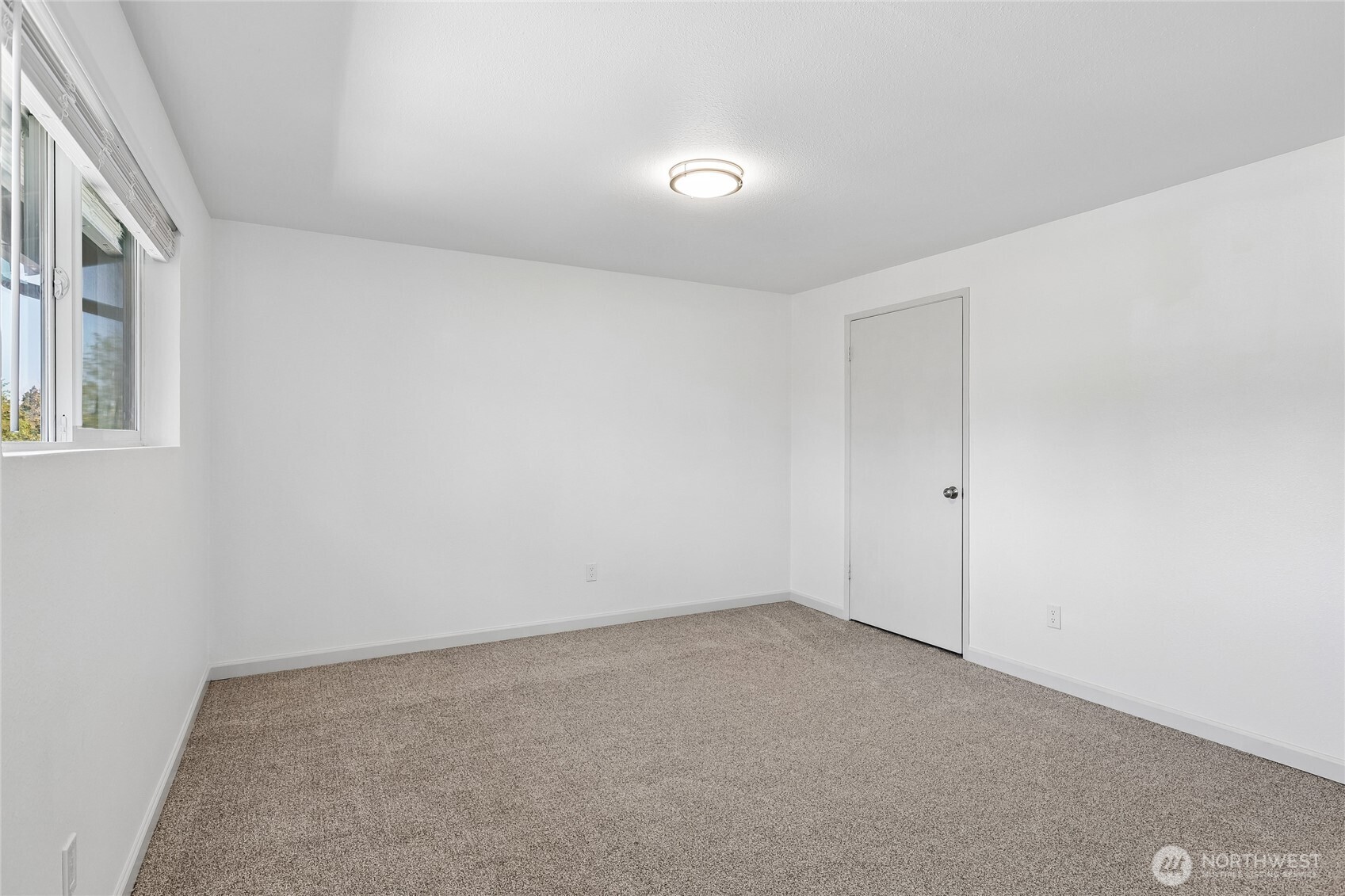 12416 Se 211th Place Property Photo 17