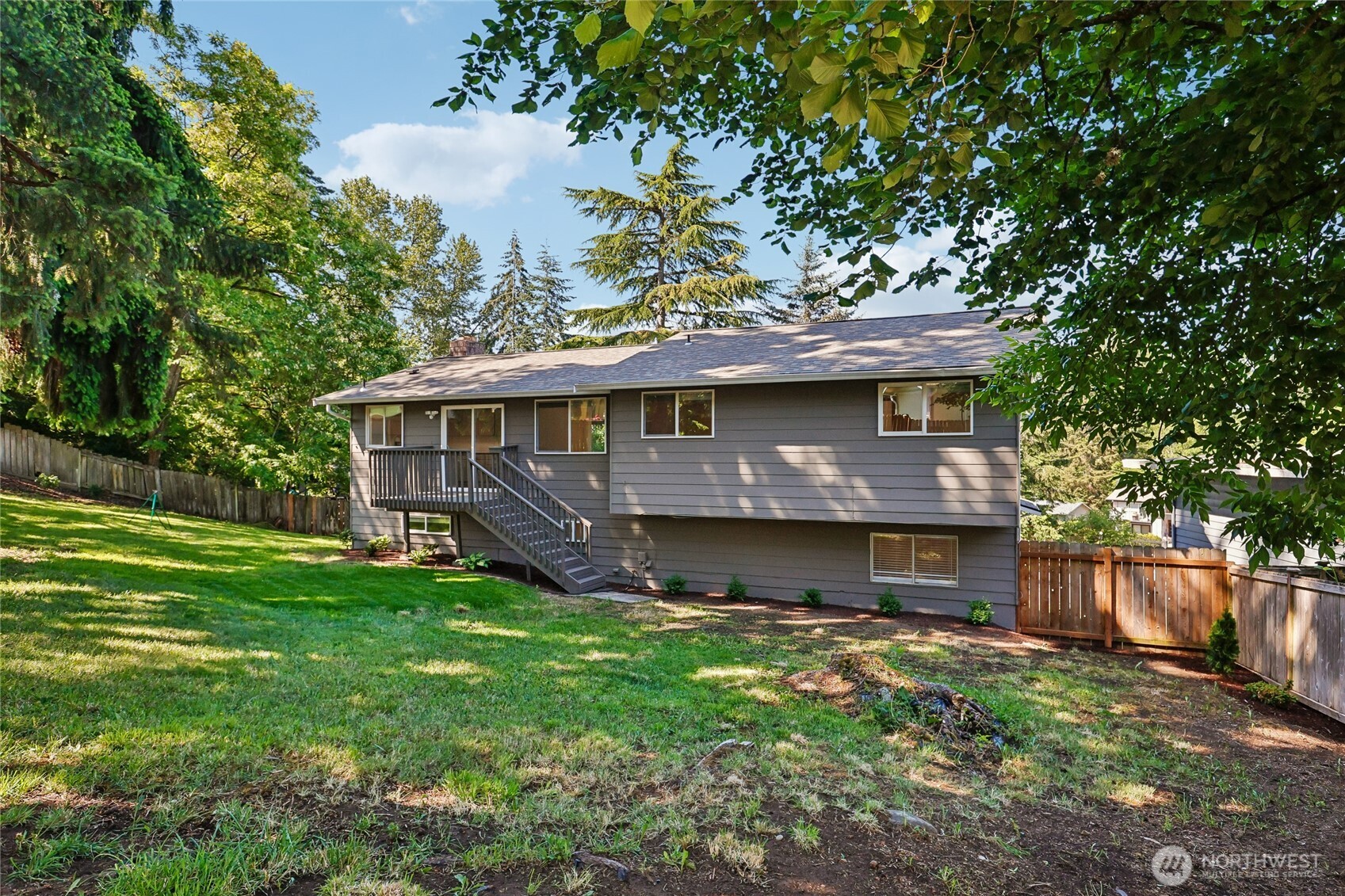 12416 Se 211th Place Property Photo 34