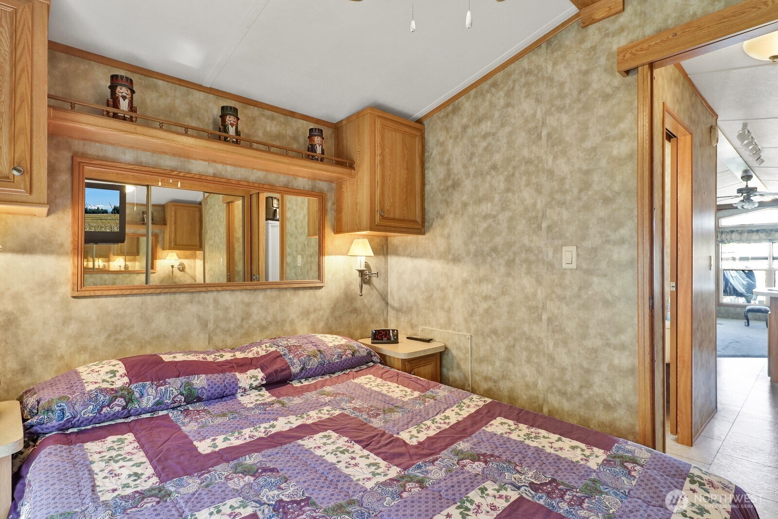 7704 Birch Bay Drive 18-01 Property Photo 18