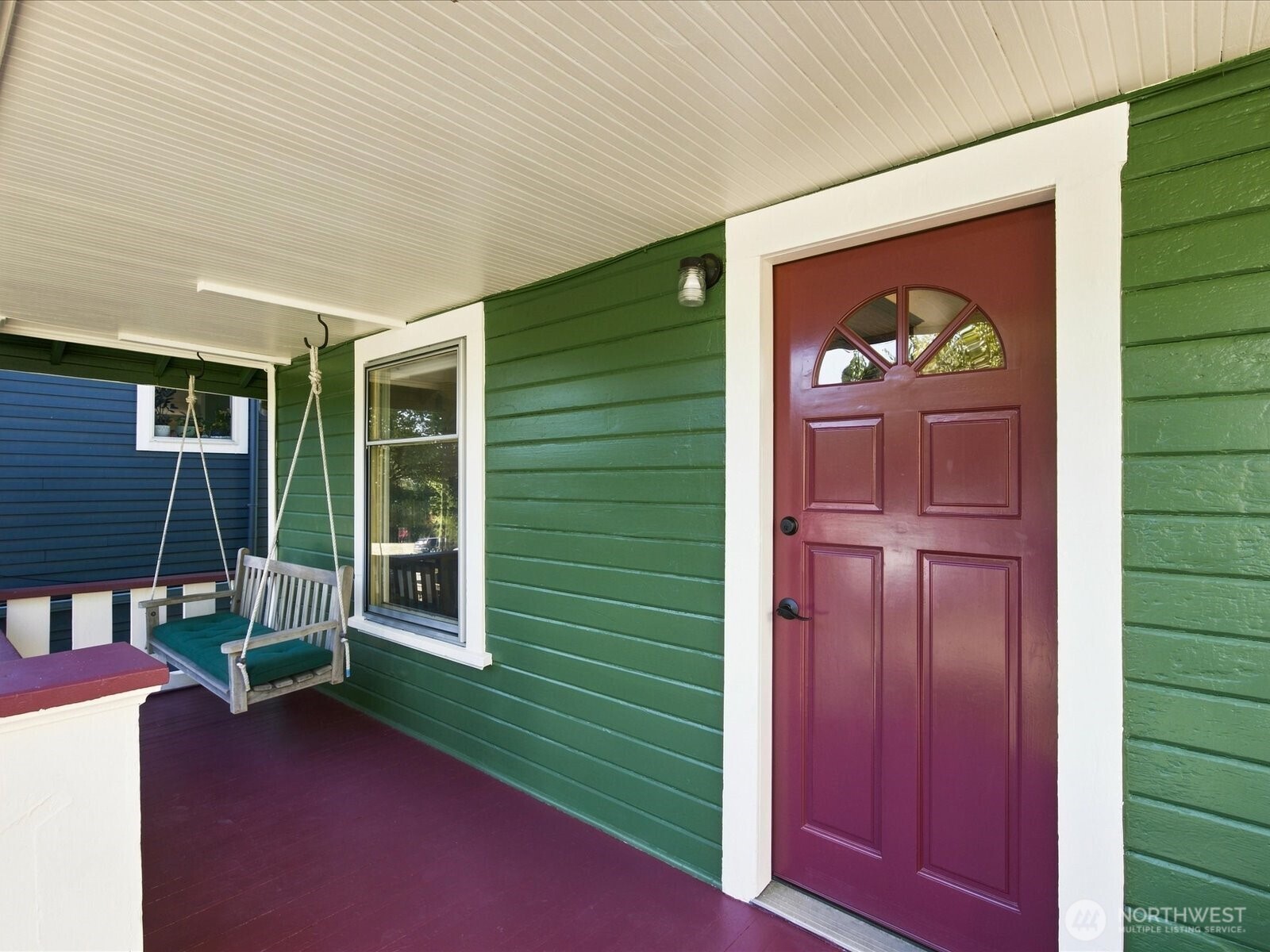2811 Sw Dakota Street Property Photo 2
