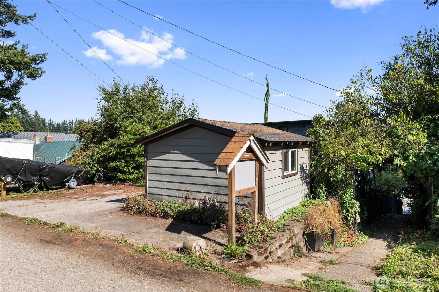 7411 Hermosa Beach Road Property Photo 4