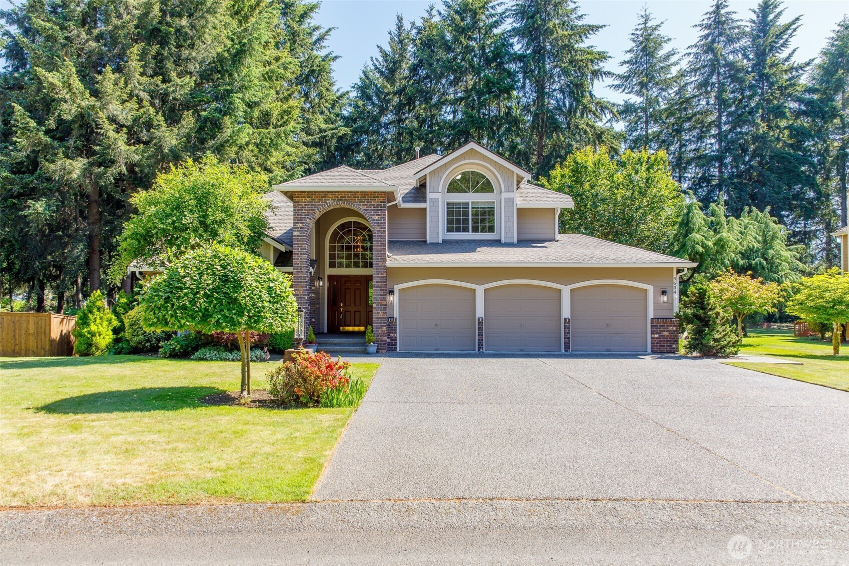 9634 Regency Loop Property Photo 1