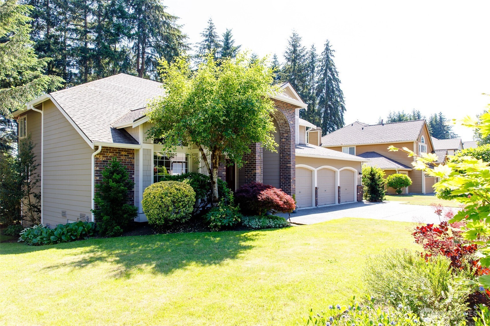9634 Regency Loop Property Photo 2