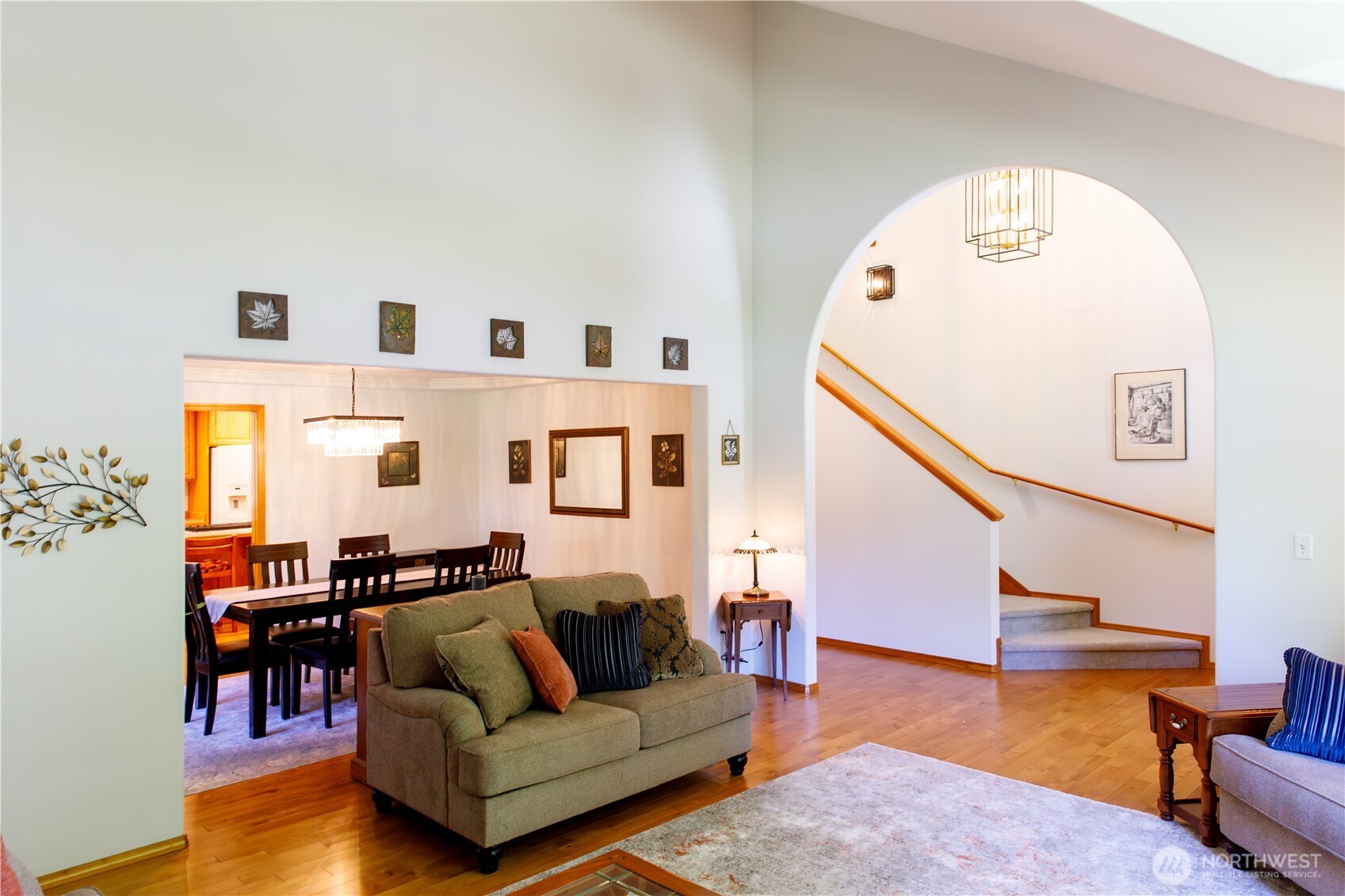 9634 Regency Loop Property Photo 8