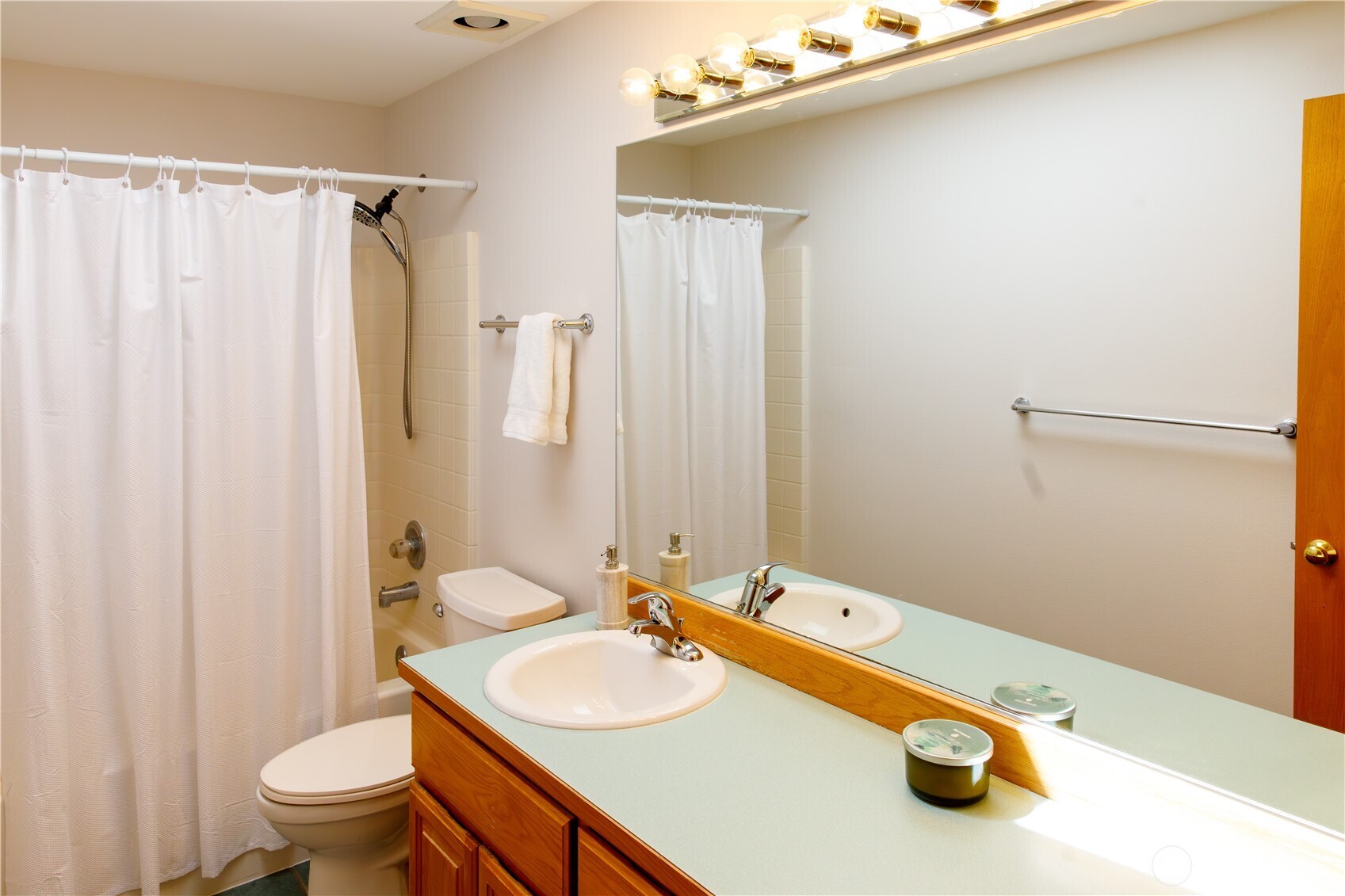 9634 Regency Loop Property Photo 17