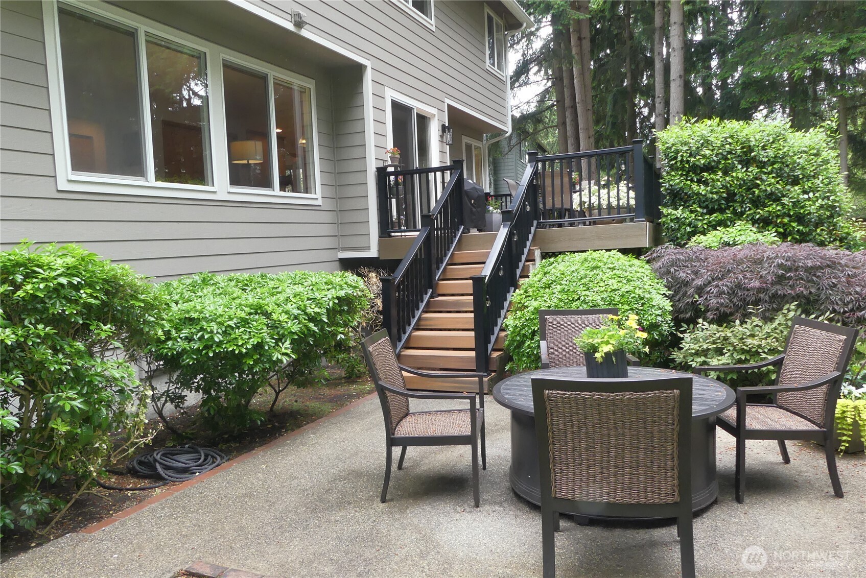 9634 Regency Loop Property Photo 34